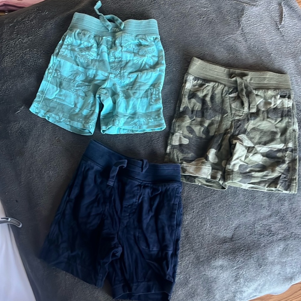 Baby gap 3 piece short set toddler size 12-18 months